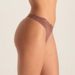 Anti-Gravity String - Muskat
