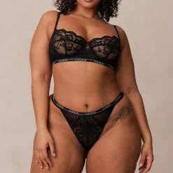 Blossom Balcony BH und String Set - Schwarz
