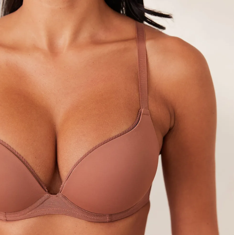 Comfort Push-Up T-shirt BH & String Set - Mokka