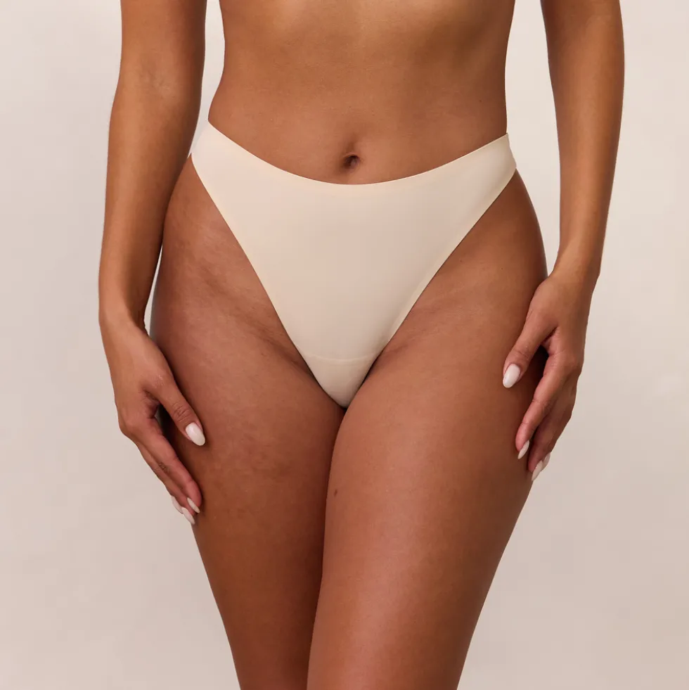 Everyday Form String - Vanille