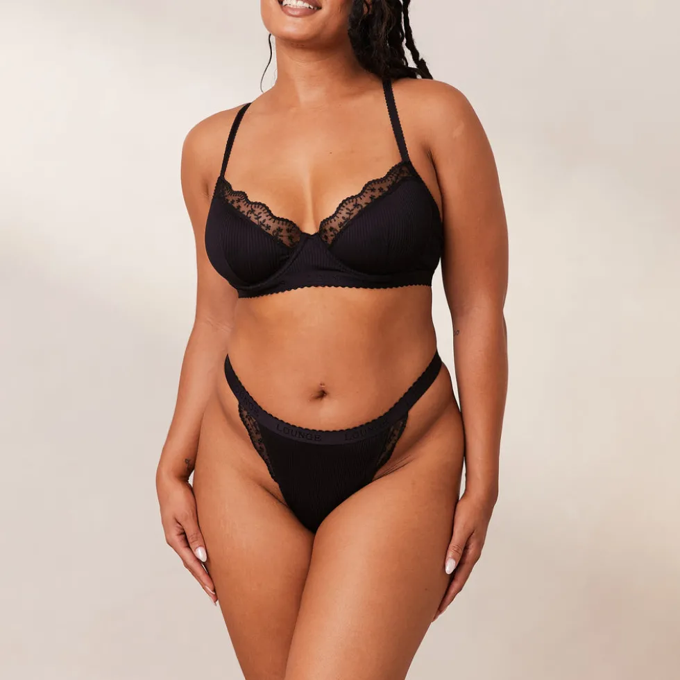 Ribbed Balcony BH und String/Slip Set - Schwarz