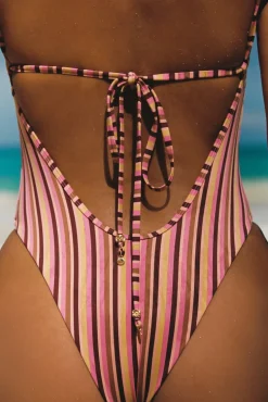 Sunstripe Badeanzug - Retro-Streifen