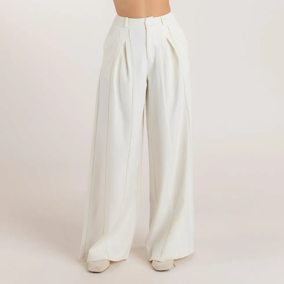 Weite Hose mit Faltendetails - Weissgrau