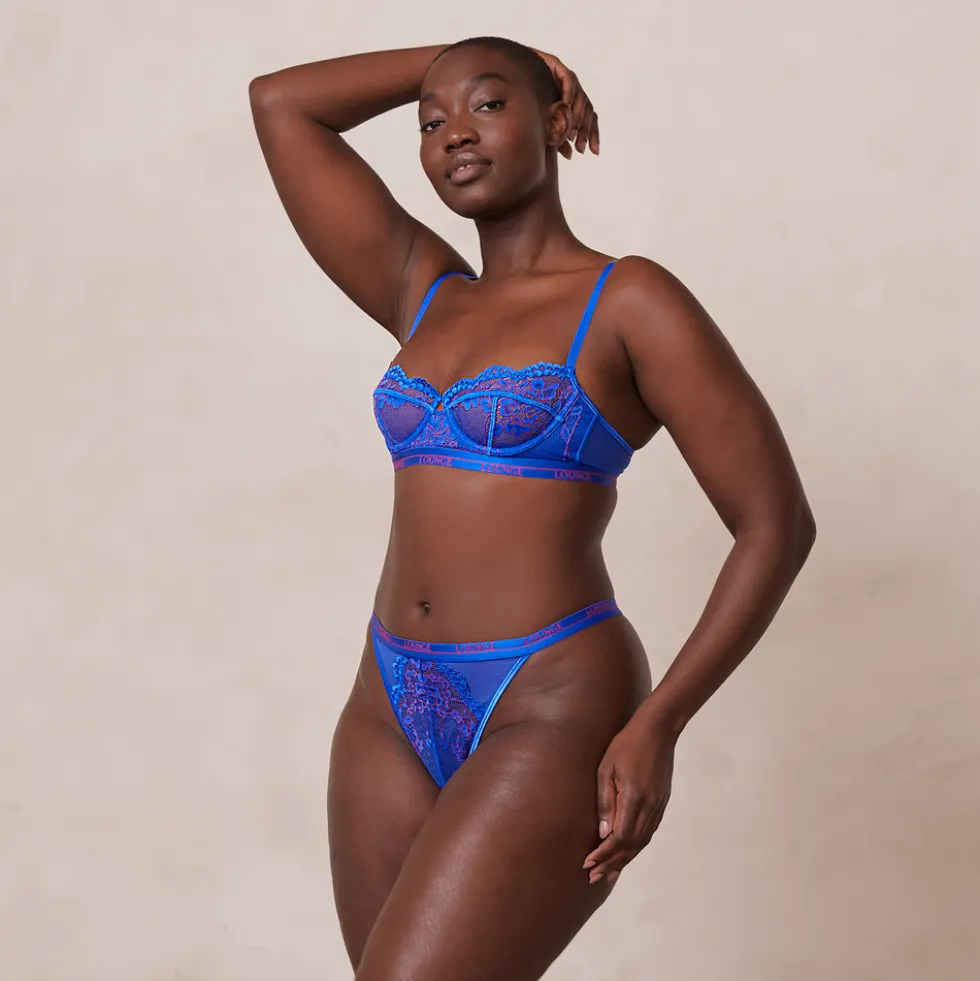 Zweifarbiges Blossom Balcony BH und String Set - Blau